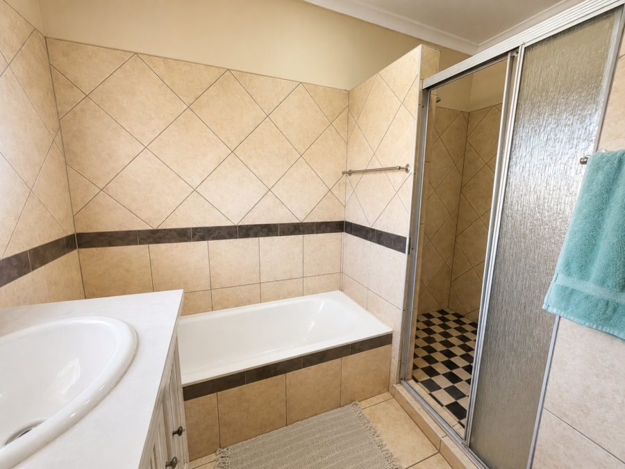 4 Bedroom Property for Sale in Vaalpark Free State